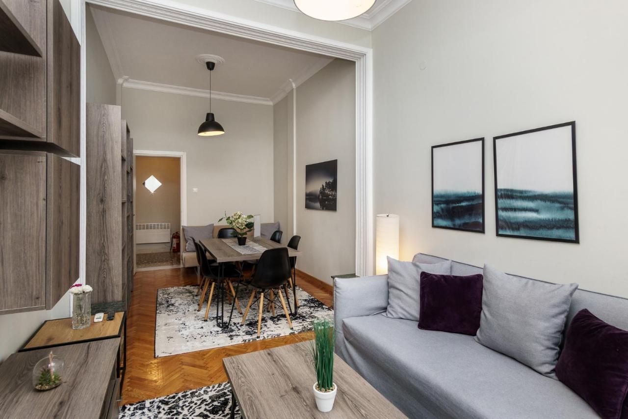 C.4 Red Rose #Colony_Central_Apartment Saloniki Zewnętrze zdjęcie